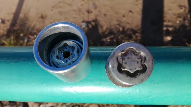 Полезно для всех автомобилистов - Антиугонные гайки на колеса машины смотреть онлайн