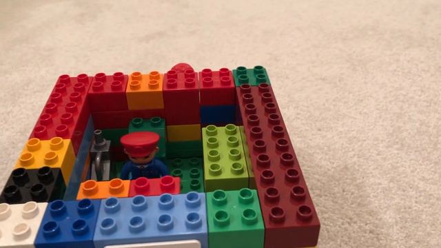 My LEGO DUPLO fast food restaurant смотреть онлайн