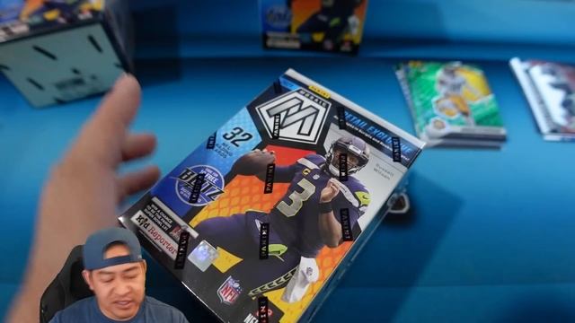 I found some 2021 Mosaic Football Blaster Boxes in the wild! - Retail Review! смотреть онлайн