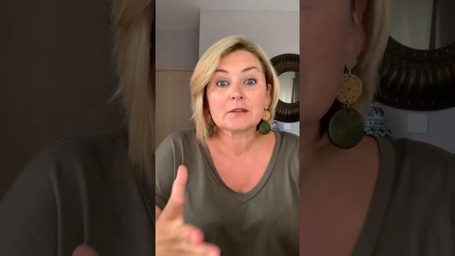 "Несколько лет не могу избавиться от ощущения собственной неадекватности. Что я делаю не так?». смотреть онлайн