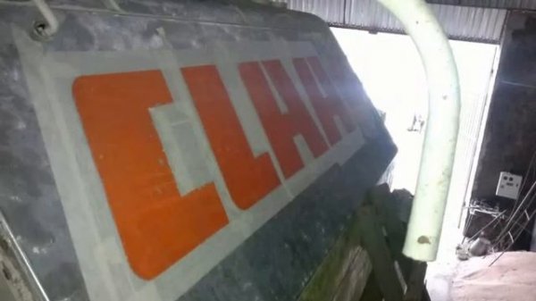 ?????Чистка и покраска комбайна Claas Dominator 108 sl начало