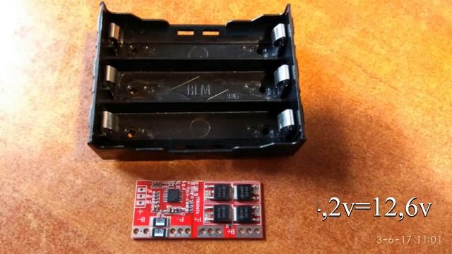 DIY small Boombox from an old speaker смотреть онлайн