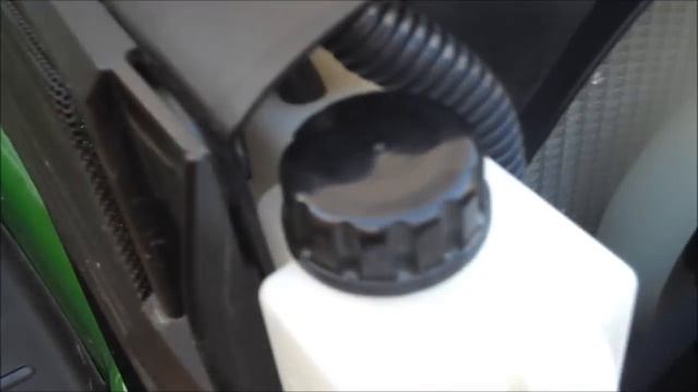 TinyTach Installation on a John Deere X748 Ultimate Tractor смотреть онлайн