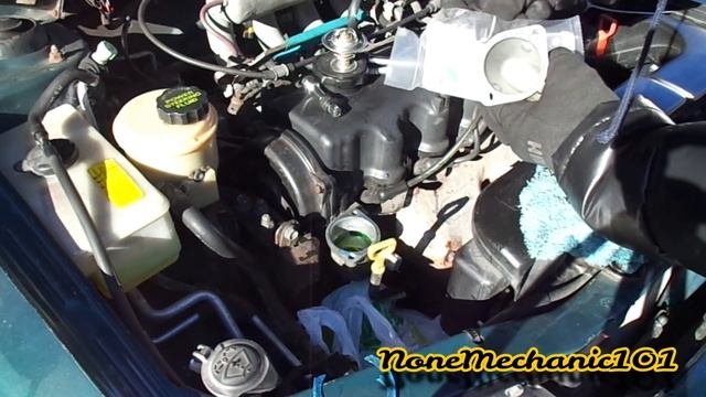 Replacing The Thermostat On A 1997 Hyundai Accent