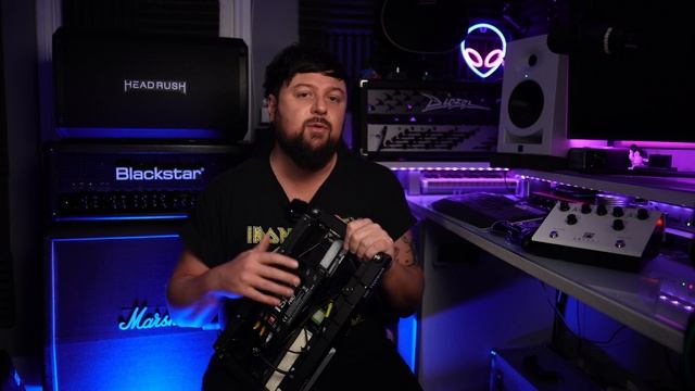 Leaving FRFR Behind! My 2023 Line 6 HX Stomped Based Guitar Rig смотреть онлайн