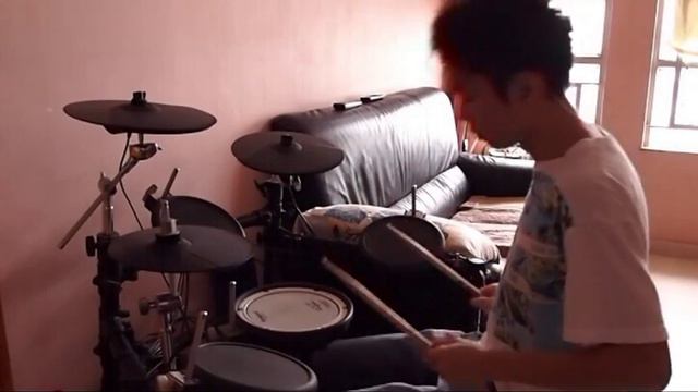 Angry Birds Rio (Drum Cover) смотреть онлайн