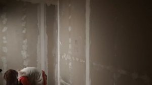 Шпаклевка стен из гипсокартона. КАК СОХРАНИТЬ СПОКОЙСТВИЕ? Шпаклевка стыков, углов и другое.