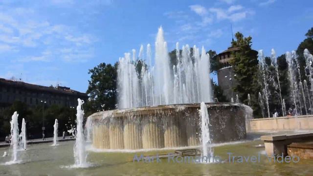 Фонтан в Милане - Fountain in Milan смотреть онлайн