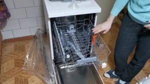 Распаковка — Посудомоечная машина Hotpoint-Ariston HSFC 3M19 C