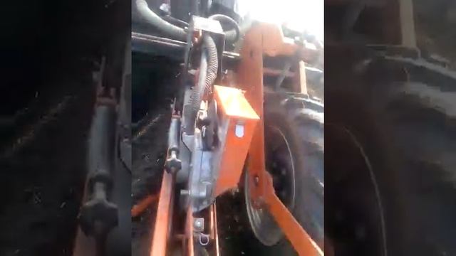 Посев моркови сеялкой точного высева смотреть онлайн