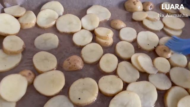 Kartoffelauflauf | chips de forno | Mate sua fome em minutos 🇩🇪🇧🇷 смотреть онлайн