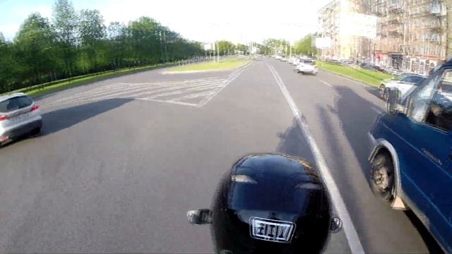 Yamaha YZF R6. решили прокатиться Я,Димка и Леха) смотреть онлайн