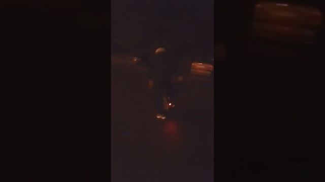 Роман впервые встает на колесо V10 смотреть онлайн