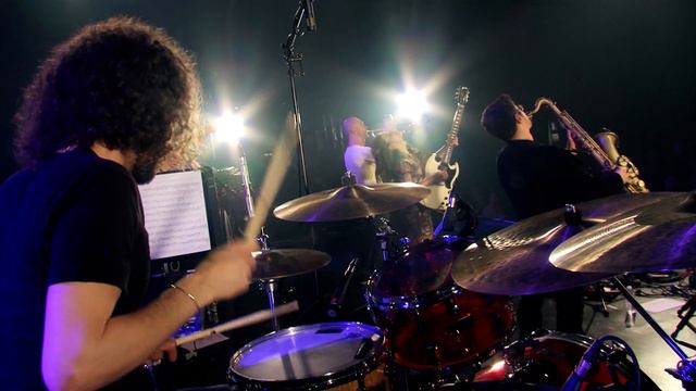 Nina Attal @ Le Fil смотреть онлайн