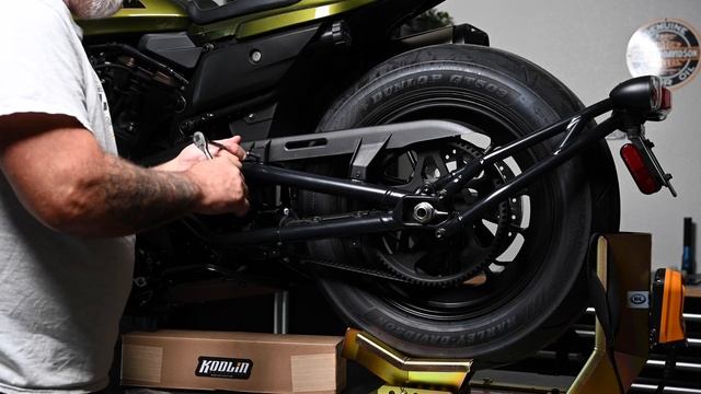 Kodlin Sportster S Belt guard Install смотреть онлайн