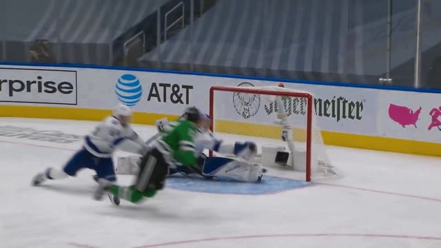 WHY RUSSIAN GOALIES HAVE DOMINATED THE SHOW PREVIOUS YEARS | NHL GOALIES смотреть онлайн