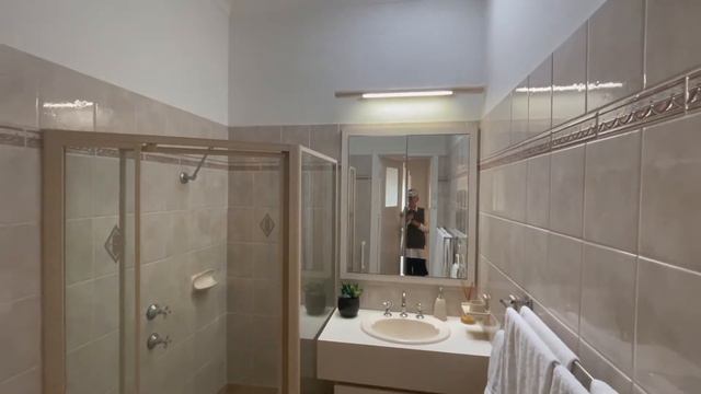 Family home in Inglewood Primary School zone for sale at 65 Drummond Street, Bedford смотреть онлайн