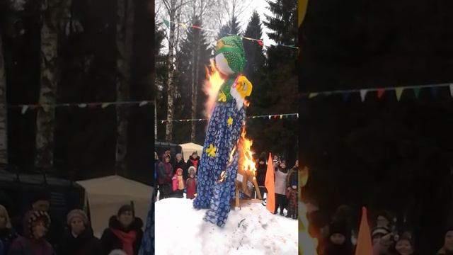 Масленица 2015. Сертолово. Сжигание чучела. смотреть онлайн