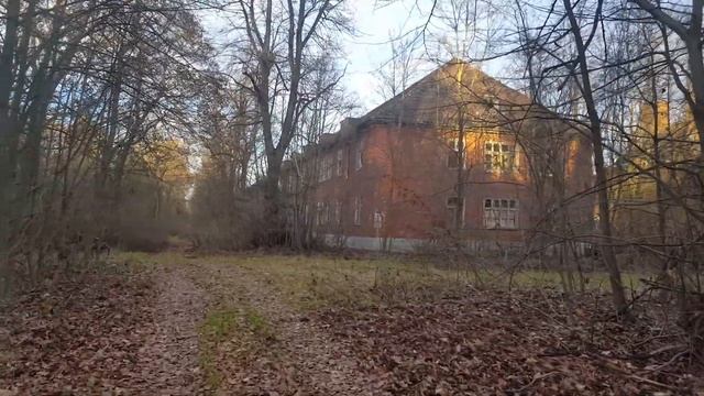 ГСВГ.Аltes Lager, в/ч47280-здание казарма первая в ряду,общежитие,клуб 29.12.2022 смотреть онлайн