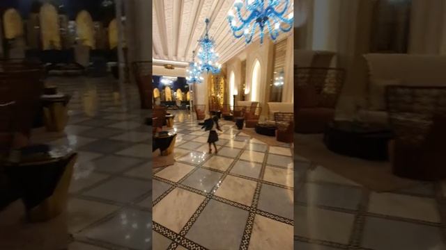 Риксос Саадият Абу - Даби ОАЭ смотреть онлайн