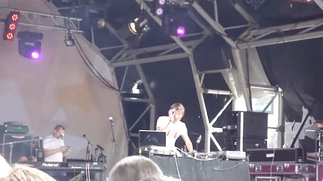 Richie Hawtin on Canada Day at Trafalgar Square-London-01.07.10 Pt.1 By Feri смотреть онлайн