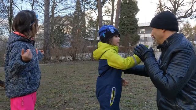 Сиреноголовый не найден и игрушки исчезли. Вор игрушек пойман смотреть онлайн