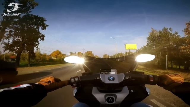 BMW C Evolution: Przejechałem 100 km za 2 zł. Na najszybszej "125" na prawo jazdy B. смотреть онлайн