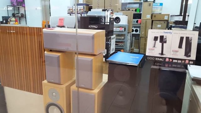 Buying Arcam rPhono - on a roadtrip :-D смотреть онлайн
