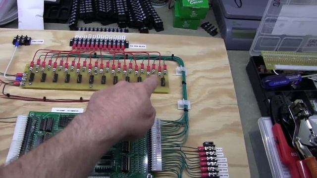 Model Railroad Layout Update Video 33 - C/MRI SMINI Node смотреть онлайн