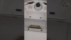 Робот-пылесос Xiaomi Robot Vacuum-Mop Essential сходит с базы и выключается. Нашел причину поломки!