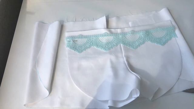 DIY| Как сшить шортики на запахе с кружевом смотреть онлайн