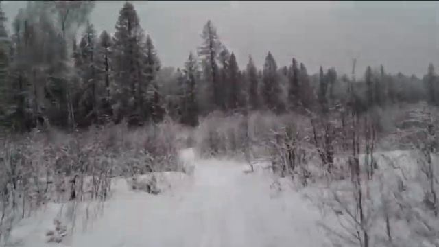 На снегоходе в поисках приключений смотреть онлайн