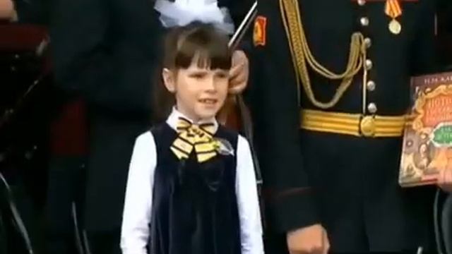 Поздравление первоклассников на Красной площади, 2016г. смотреть онлайн