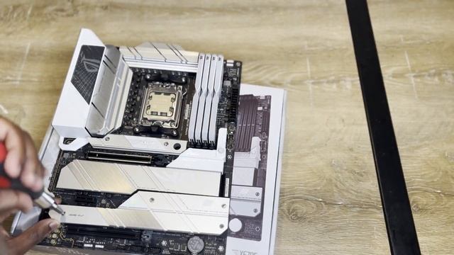 Lian Li EVO WATER COOLED BUILD | PROJECT ULTRA EGO | RYZEN 9 7950X смотреть онлайн