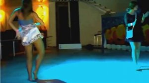 А у девчонок ветерок