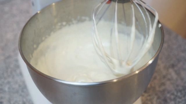 Французский заварной, масляный крем. Рецепт кондитерского крема смотреть онлайн