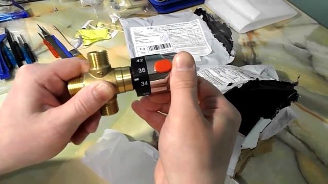 термостатический смеситель горячей и холодной воды смотреть онлайн