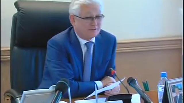 Рус_Аким и банкиры.mp4 смотреть онлайн