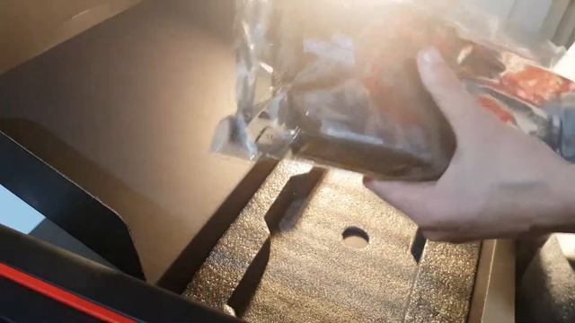 Asus ROG Strix GeForce GTX1060 Unboxing und Einbau смотреть онлайн