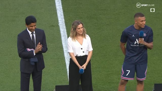 PSG announce Kylian Mbappé's new contract pre-match at Parc des Princes! 🤩 Forward signs until 2025 смотреть онлайн