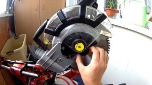 Как заменить диск на Торцовочной пиле Einhell TH-SM 2131 / Replacing the disk on the Einhell 2131