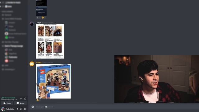 I Made a Game Using Discord's Bot API смотреть онлайн