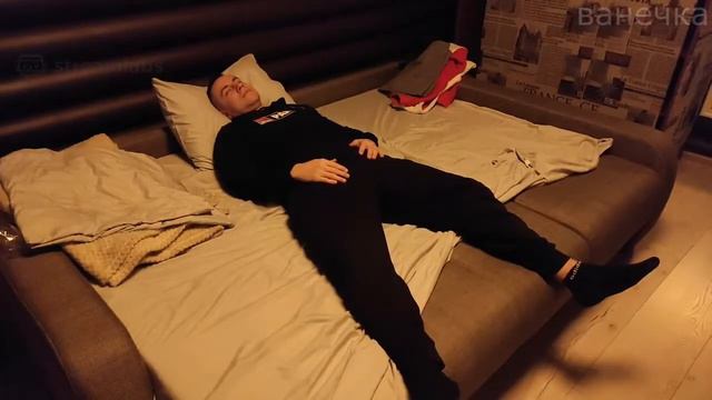 алексей и ликс любят друг друга на протяжении 2-х минут смотреть онлайн