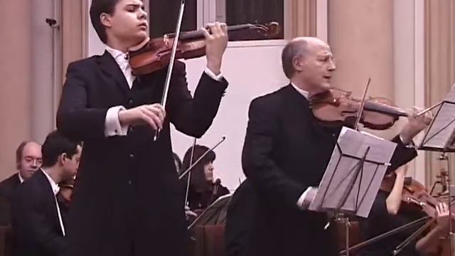 (1/3) Vivaldi - Concerto For 2 Violins & Orchestra In A Minor RV 522