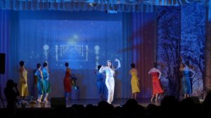 В синем море, в белой пене. 4K(UHD).