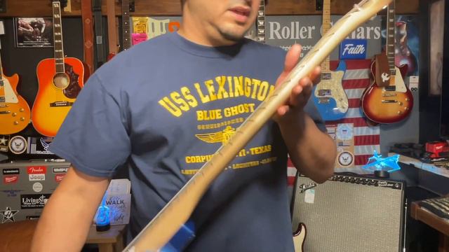 Unboxing: Fender Squier Stratocaster Affinity HSS Lake Placid Blue ￼￼Guitar смотреть онлайн