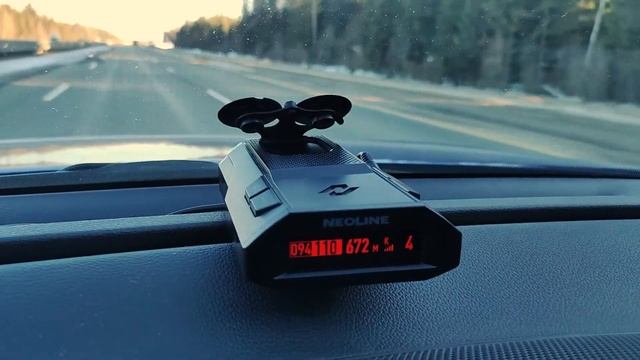 Neoline X-COP 6000s против мобильного радара Скат смотреть онлайн