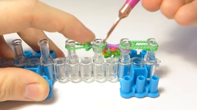 Колье с подвеской на шею из Rainbow Loom Bands. Урок 73