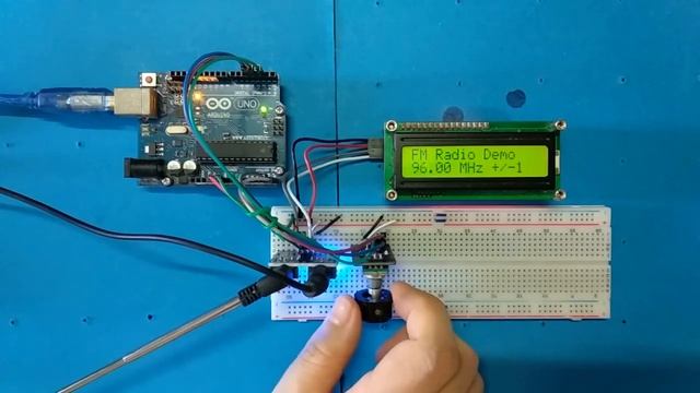 Arduino TEA5767 FM radio demo смотреть онлайн