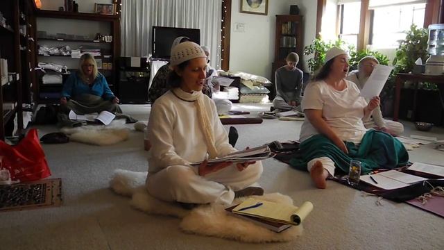 Aap Sahaee Hoa | Sangeet Kaur Khalsa's Sound & Mantra Workshop with Sat Purkha Singh Derigne смотреть онлайн